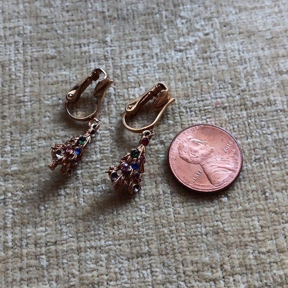 Gold Tone Clip On Christmas Tree Earrings - Picture 2 of 9